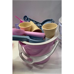 Zestaw do piasku z lodami THORBJORN pink