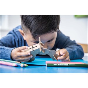 BIO garaż z 3 autami i kartonowe zabawki