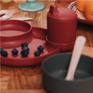 TINY BIObased Zestaw naczyń Dinnertime Red