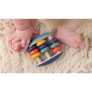 Grzechotka liczydło dla niemowlaka TOLO Bio 3m+