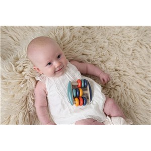 Grzechotka liczydło dla niemowlaka TOLO Bio 3m+