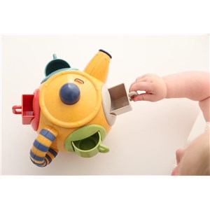 Sorter kształtów czajnik do herbaty TOLO Bio 12m+