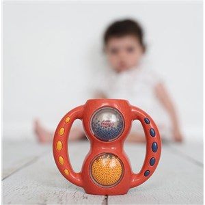 Magiczna grzechotka z lusterkiem TOLO Bio 6m+