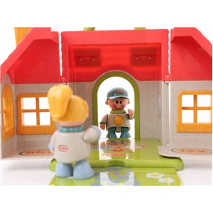 Domek z lalkami TOLO BIO First Friends 3 lata+