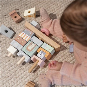 Drewniane klocki kamieniczka The Wildies Family