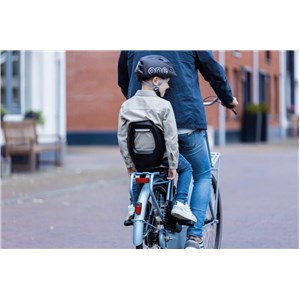 Fotelik row. Bobike Junior ONE black/dark brown