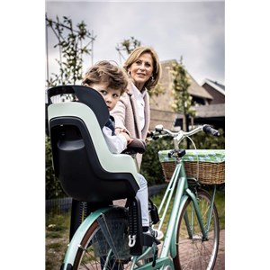 Fotelik row. Bobike GO na bagażnik Candy Pink