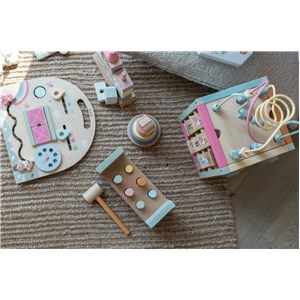 Drewniana aktywna tablica The Wildies Family