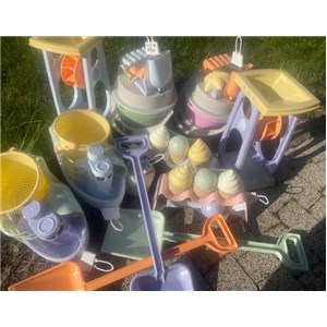 Wieża z kubków 7 elem. pastel DANTOY