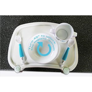 B-Taca z naczyniami  komplet