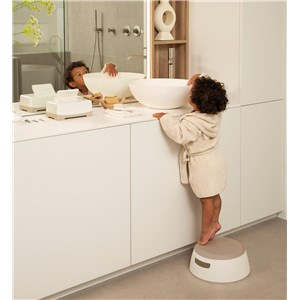 Stopień/podest antypoślizgowy LUMA White