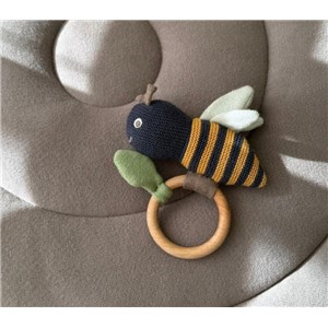 Grzechotka gryzak Honeybee 0+ Vanilla Copenhagen