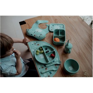 Śliniak silikonowy z kieszonką Miś SASSI